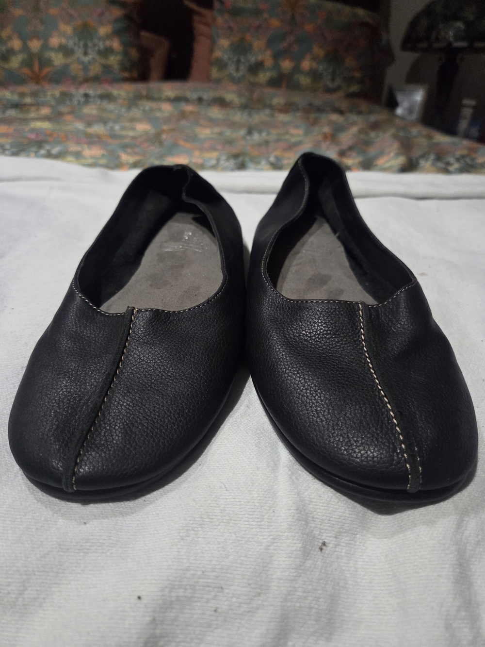 Aerosoles StitchNTime Black Leather Slip-On Flats Size 9